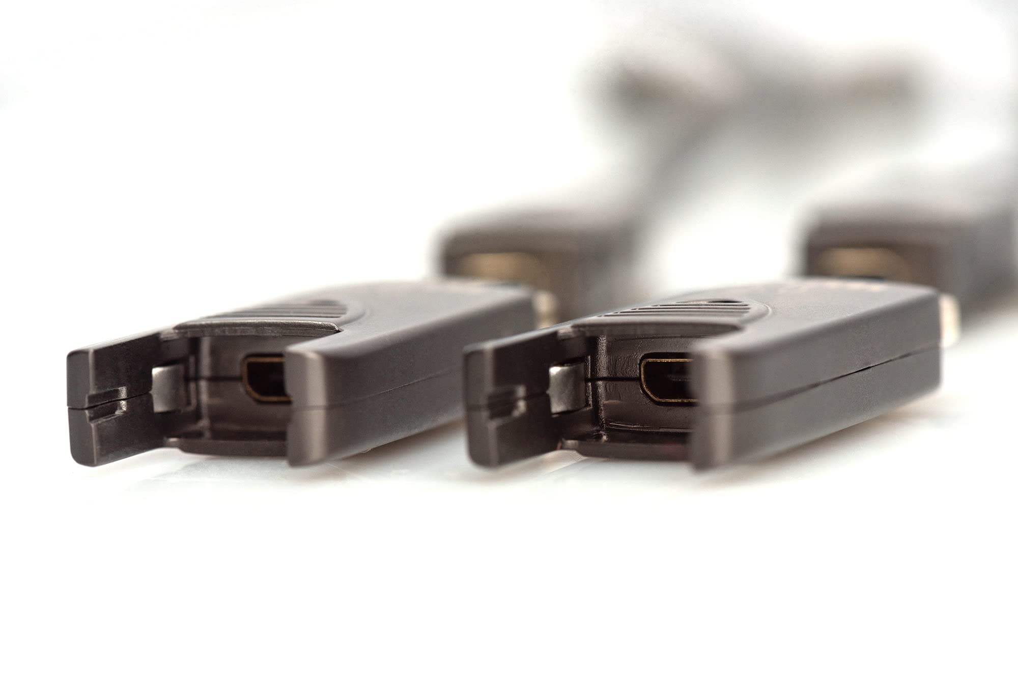 digitus-unique-glasfaser-hdmi-kabel-10m-uhd-4k-60hz-abnehmbare-stecker image 6