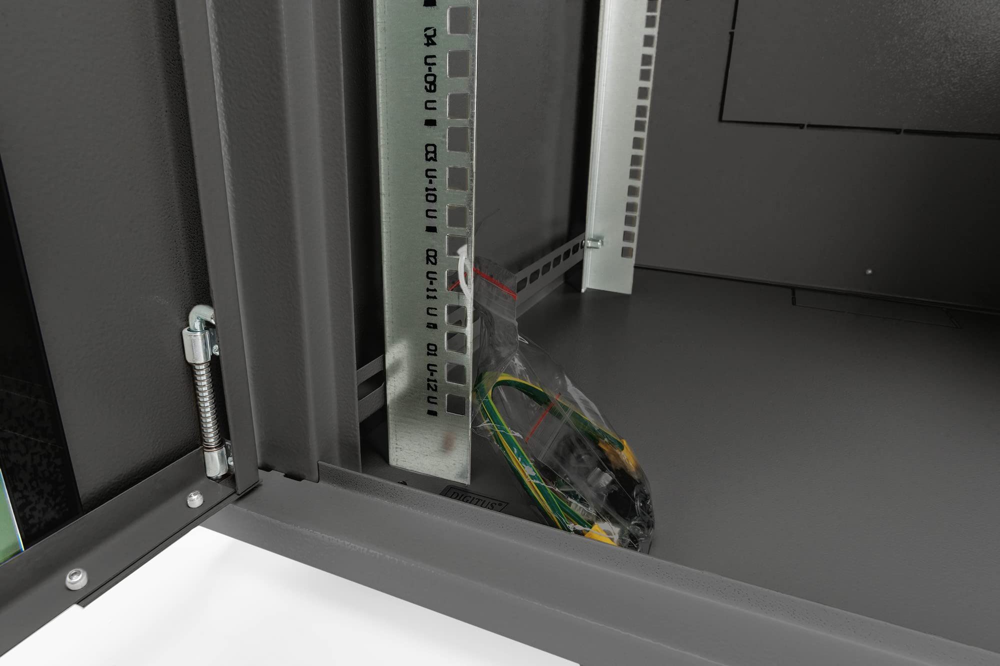 digitus-dynamic-basic-netzwerkschrank-19-16he-600-mm image 6