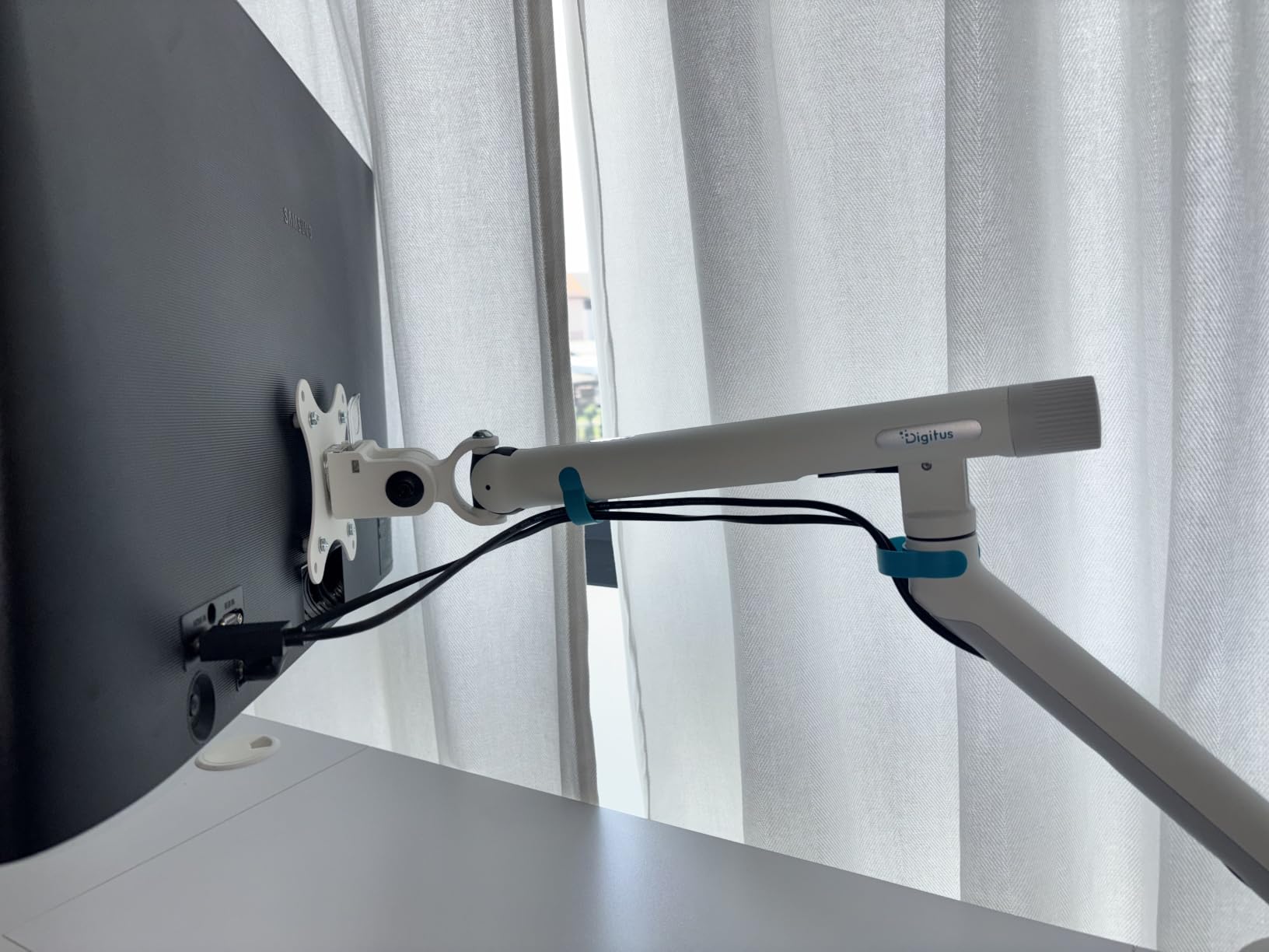 Schreibtisch endlich frei
