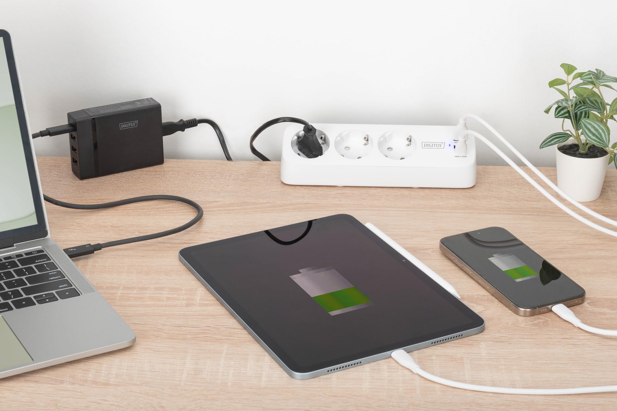 digitus-steckdosenleiste-mit-usb-3x-schutzkontakt-usb-c-30w-in-schwarz image 7