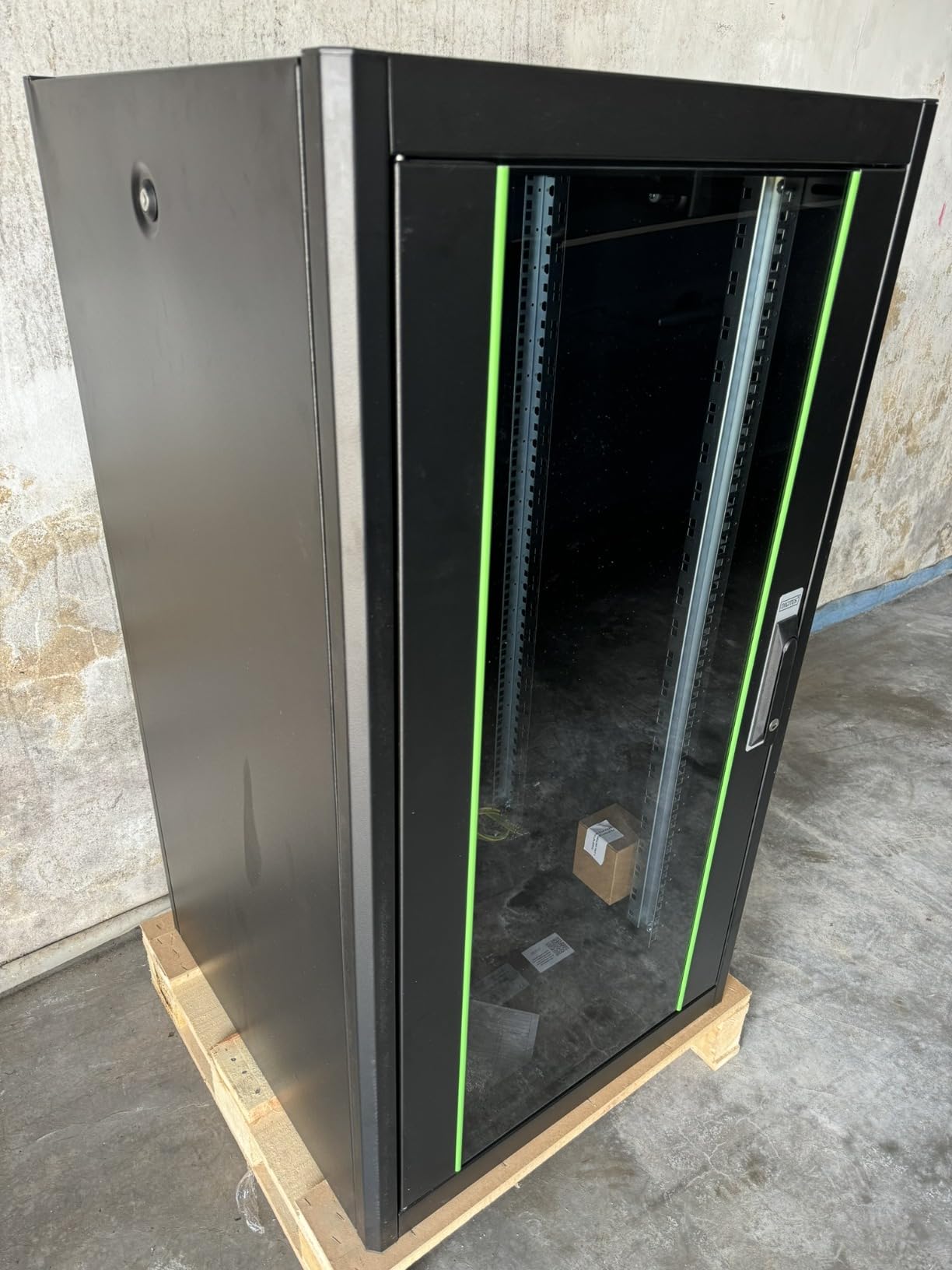 Richtig stabiler Schrank