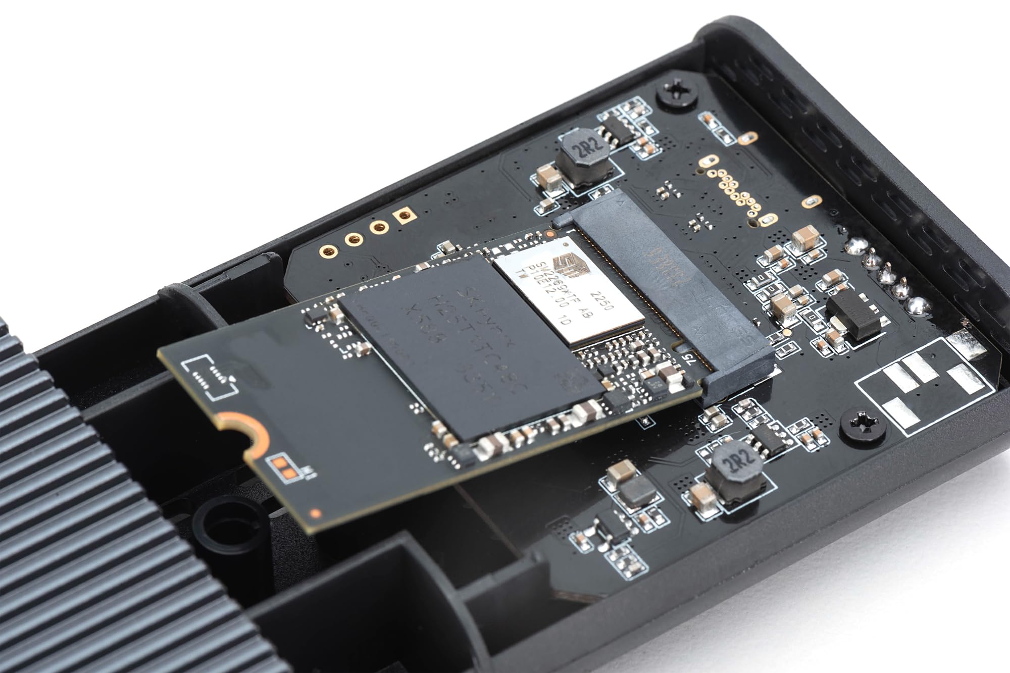 digitus-da-71158-m-2-ssd-geh-use-usb4-40gbit-s-8tb image 8
