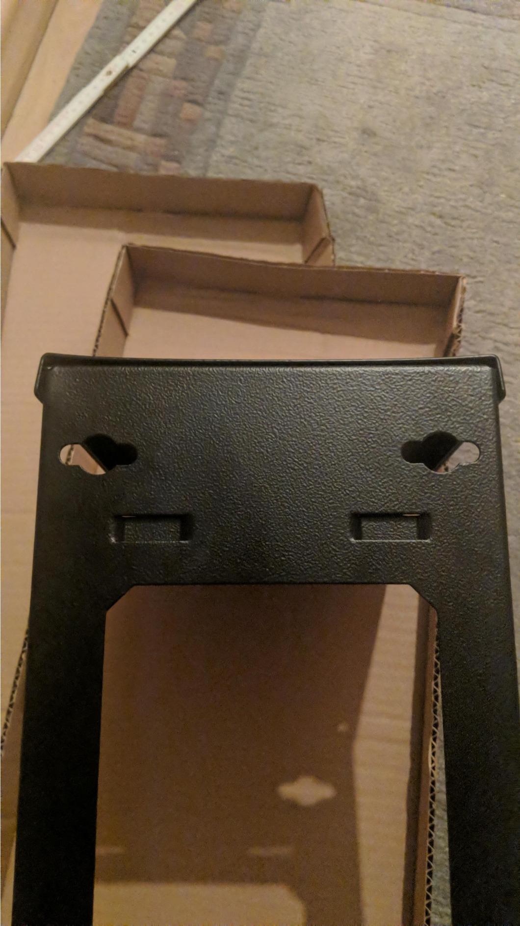 Stabiler offener Halter